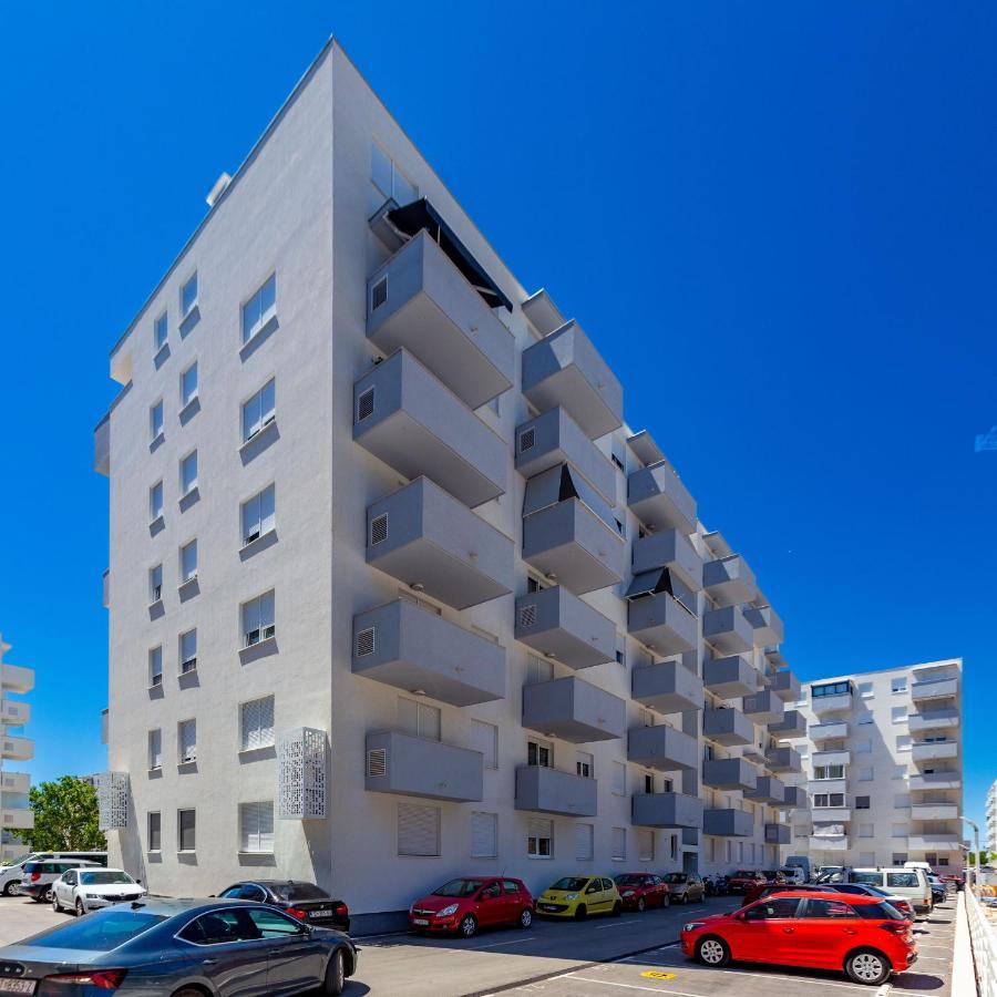 Campanula Apartment With Balcony Zadar Exterior photo