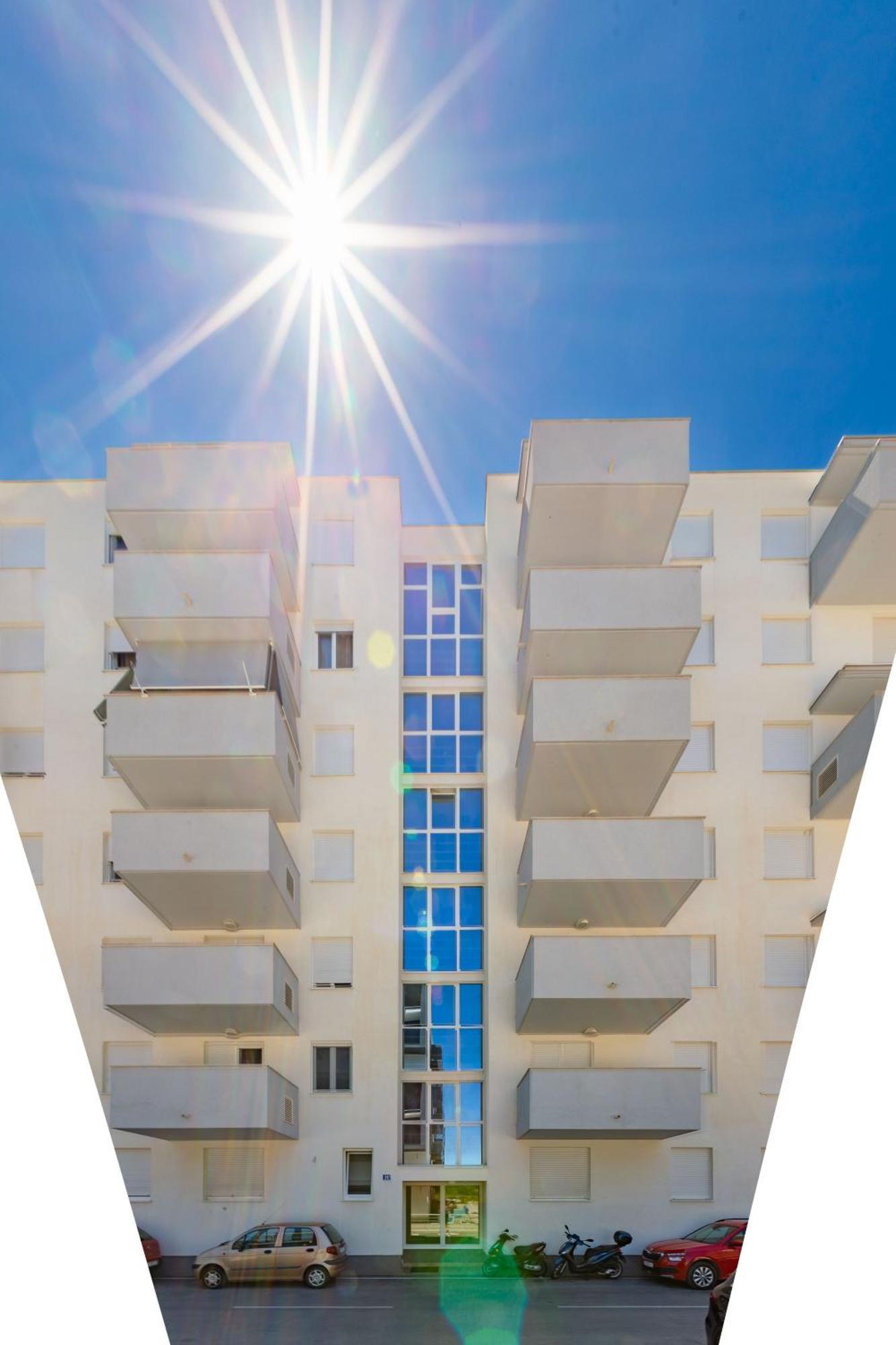 Campanula Apartment With Balcony Zadar Exterior photo