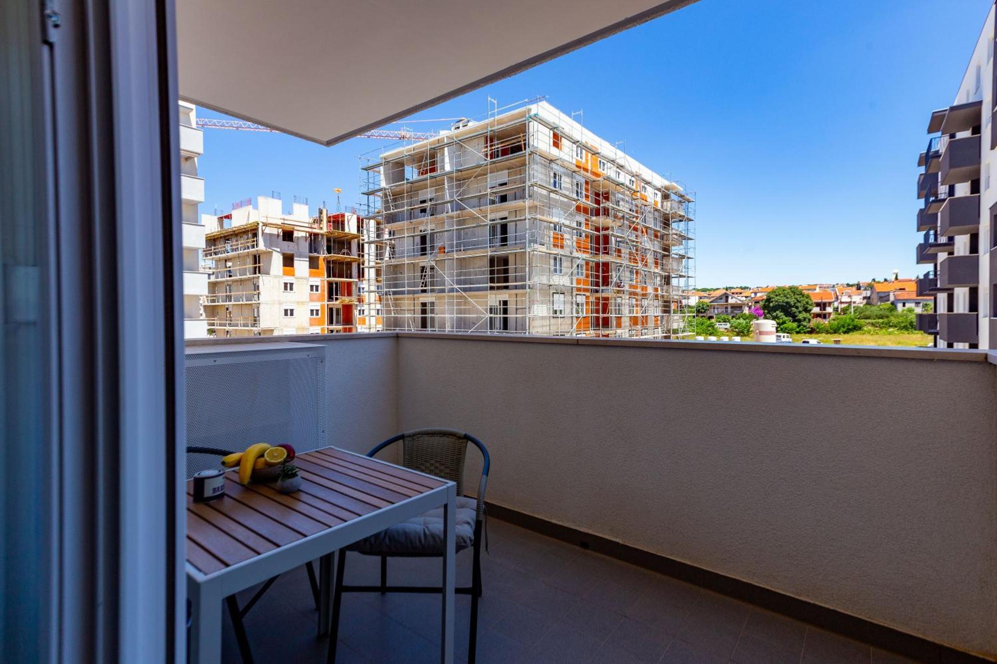 Campanula Apartment With Balcony Zadar Exterior photo
